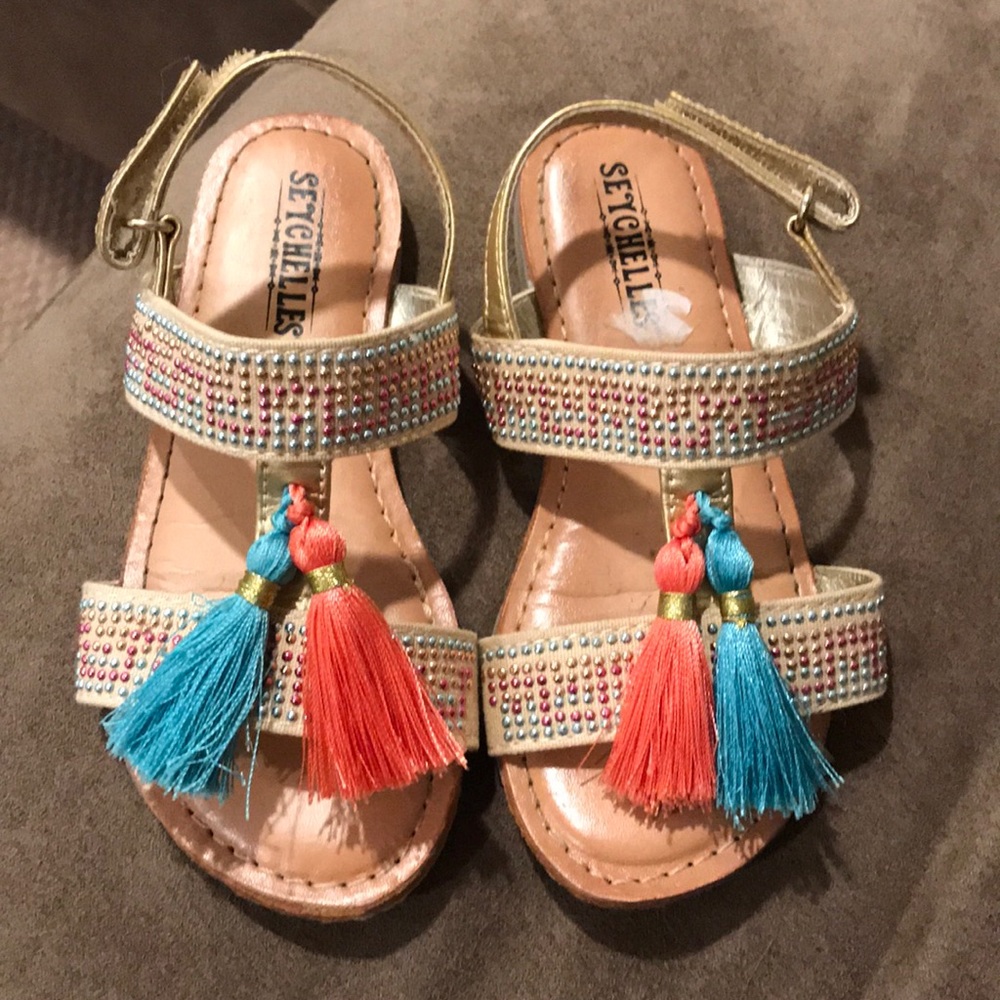 Toddler Girl, size 9. Sandals